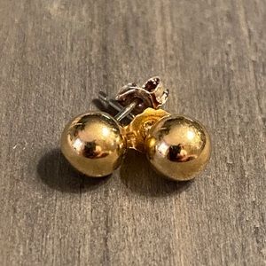 Gold ball stud earrings